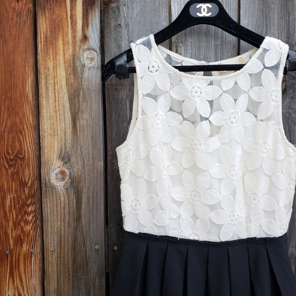 Altar'd State Dresses & Skirts - Altar'd State White Lace Black Pleated Skirt Dress